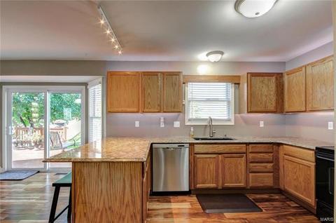 505 Chatham Dr, O'fallon, MO 63366 photo 20