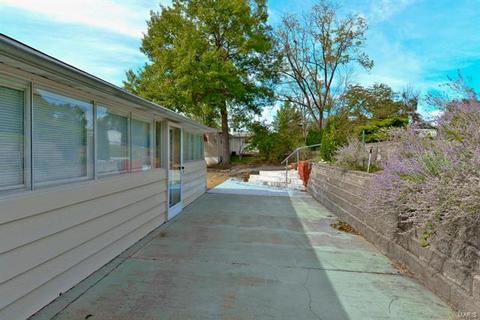 1255 Field Ave, Ellisville, MO 63011 photo 10