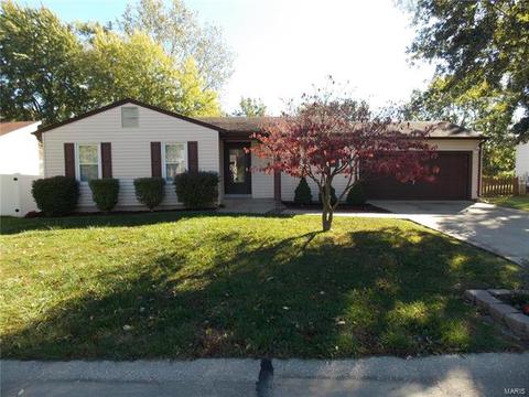 2404 Amarillo Dr, O'fallon, MO 63368 photo 1
