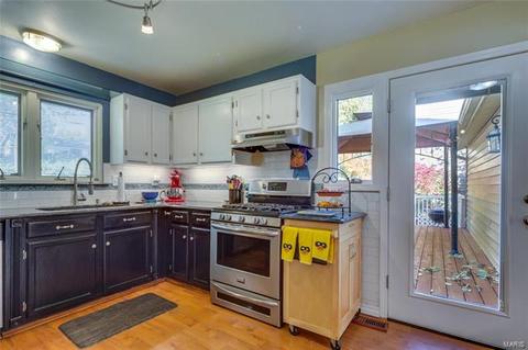 895 Braquewood Dr, Manchester, MO 63021 photo 8