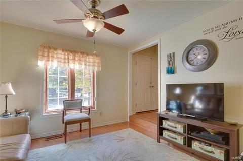 895 Braquewood Dr, Manchester, MO 63021 photo 12