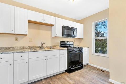 404 Feise Rd, O'fallon, MO 63368 photo 4