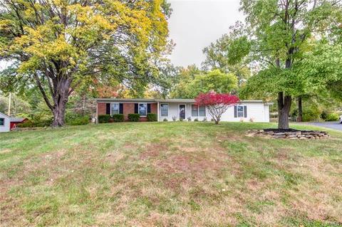 14 Cloverleaf Ln, Ballwin, MO 63011 photo 3