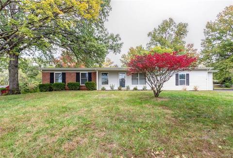 14 Cloverleaf Ln, Ballwin, MO 63011 photo 2