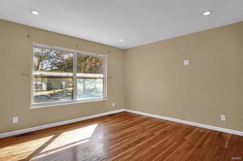 625 Burwick Ter, Manchester, MO 63021 photo 9