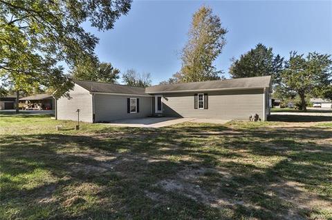 163 Criderville Dr, O'fallon, MO 63366 photo 2