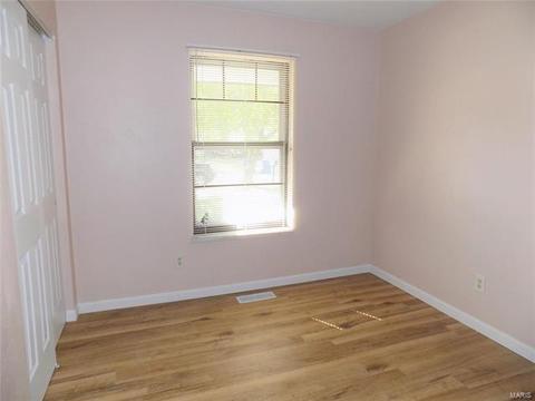 1221 Derbyshire Dr, Manchester, MO 63021 photo 11