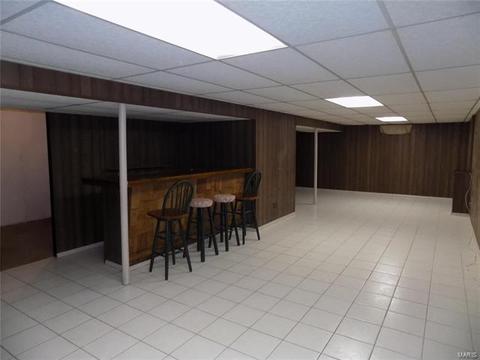 1221 Derbyshire Dr, Manchester, MO 63021 photo 14