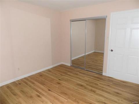 1221 Derbyshire Dr, Manchester, MO 63021 photo 9