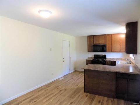1221 Derbyshire Dr, Manchester, MO 63021 photo 7