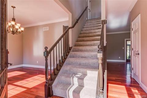 573 Misty Mountain Dr, O'fallon, MO 63368 photo 4