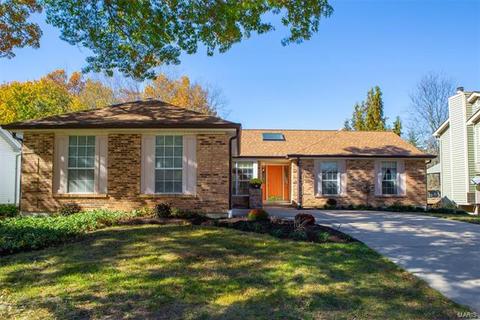 1369 Westbrooke Terrace Dr, Ballwin, MO 63021 photo 1