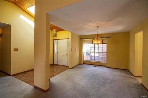 1369 Westbrooke Terrace Dr, Ballwin, MO 63021 photo 10