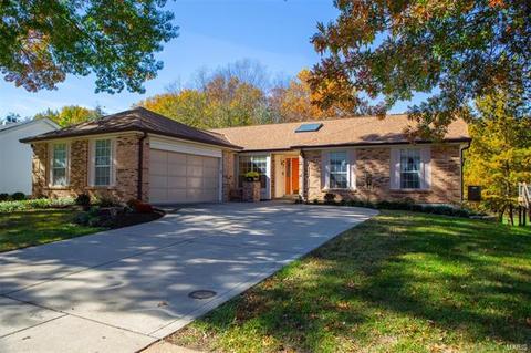 1369 Westbrooke Terrace Dr, Ballwin, MO 63021 photo 2