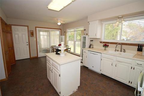 1524 Apple Way Ct, Ballwin, MO 63021 photo 7