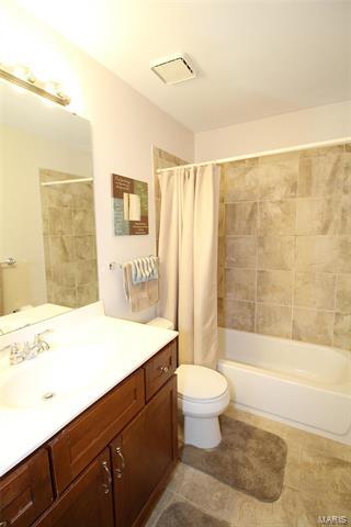 1524 Apple Way Ct, Ballwin, MO 63021 photo 28