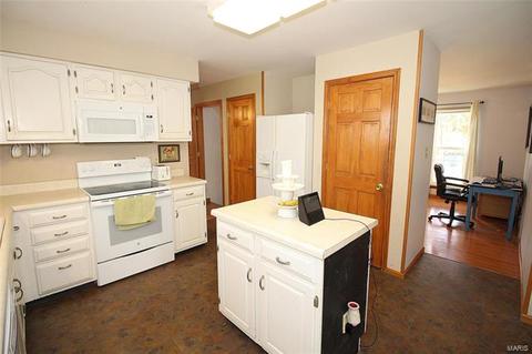 1524 Apple Way Ct, Ballwin, MO 63021 photo 8