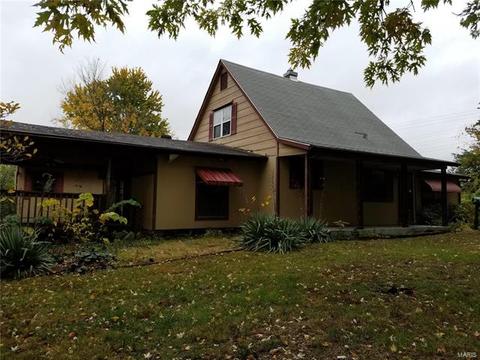 437 Hembrock St, O'fallon, MO 63366 photo 2