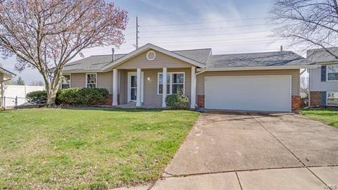 310 Twistedoak Ct, Ballwin, MO 63021 photo 2