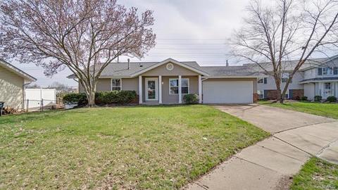 310 Twistedoak Ct, Ballwin, MO 63021 photo 1