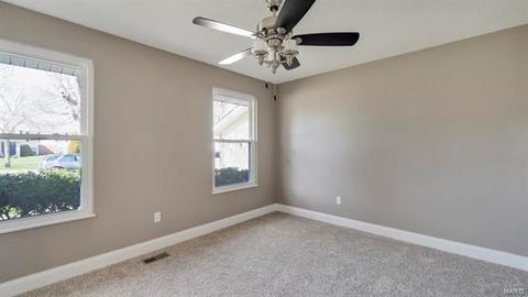 310 Twistedoak Ct, Ballwin, MO 63021 photo 15