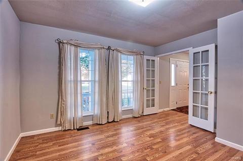 124 Keystone Crossing Dr, O'fallon, MO 63368 photo 3