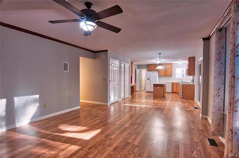 124 Keystone Crossing Dr, O'fallon, MO 63368 photo 10
