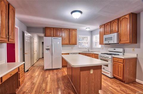 124 Keystone Crossing Dr, O'fallon, MO 63368 photo 5