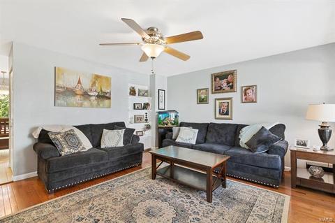 340 Parma, Ballwin, MO 63021 photo 4