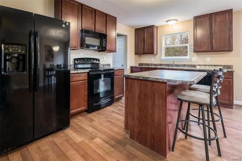 717 Phoenix Dr, O'fallon, MO 63368 photo 6