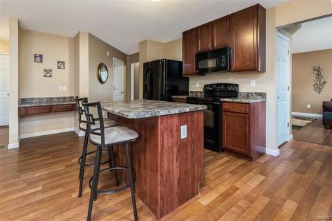 717 Phoenix Dr, O'fallon, MO 63368 photo 7