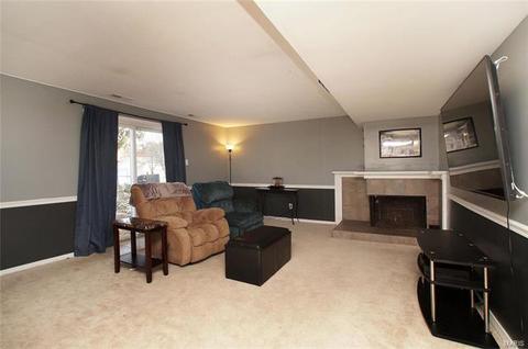 890 Torino Dr, Ballwin, MO 63021 photo 21
