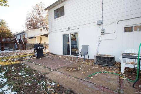 890 Torino Dr, Ballwin, MO 63021 photo 30