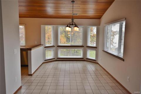 1009 Hemingway Ln, Weldon Spring, MO 63304 photo 13