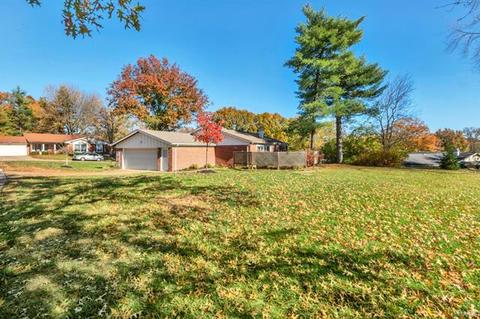 796 Berquist Dr, Ballwin, MO 63011 photo 24