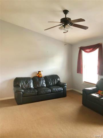 9 Redhead Ln, O'fallon, MO 63368 photo 2
