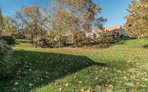 1056 Parkwatch Dr, Ballwin, MO 63011 photo 64