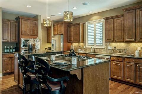 16338 Baxter Rd, Chesterfield, MO 63005 photo 12