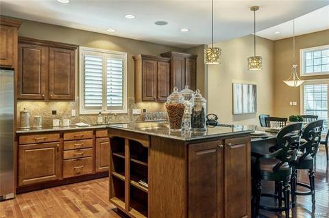 16338 Baxter Rd, Chesterfield, MO 63005 photo 11