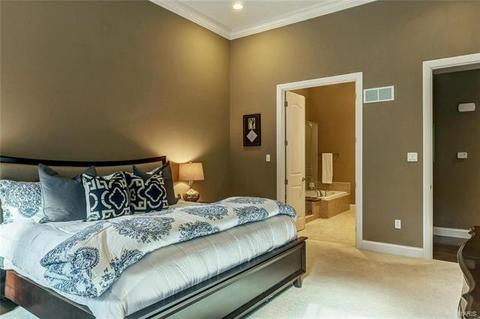16338 Baxter Rd, Chesterfield, MO 63005 photo 22