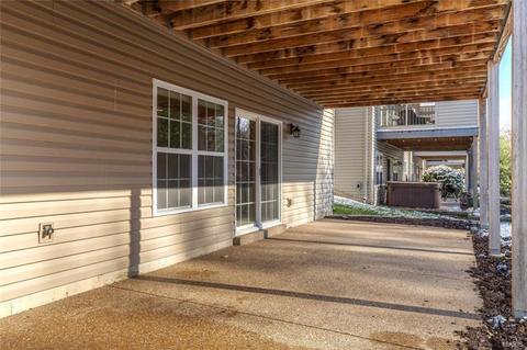 16338 Baxter Rd, Chesterfield, MO 63005 photo 32