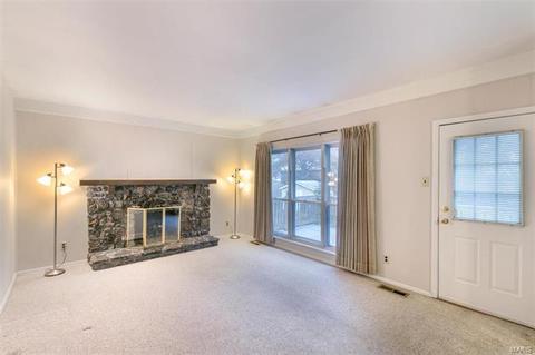 1256 Cottagemill Dr, Manchester, MO 63021 photo 8