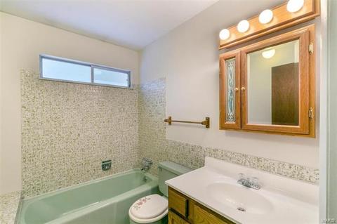 1256 Cottagemill Dr, Manchester, MO 63021 photo 13