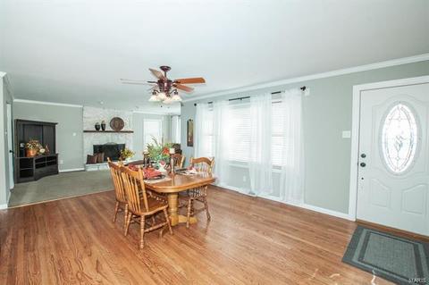 739 Winston Pl, O'fallon, MO 63366 photo 3
