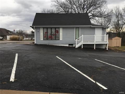 116 N Central Ave, Eureka, MO 63025 photo 1
