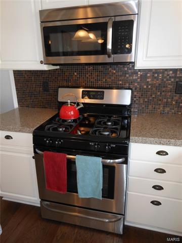 934 Midpoint Dr, O'fallon, MO 63366 photo 33