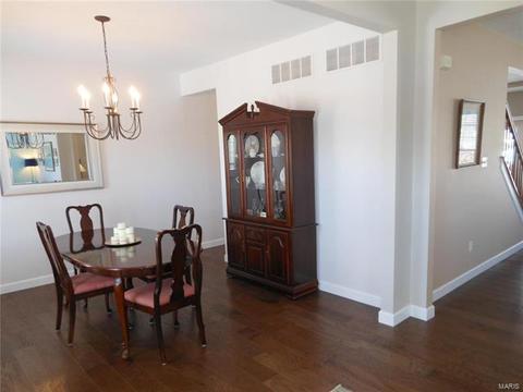 934 Midpoint Dr, O'fallon, MO 63366 photo 3