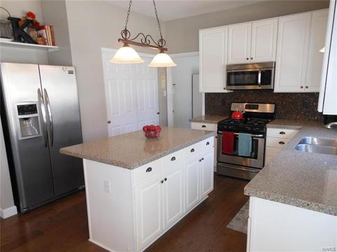 934 Midpoint Dr, O'fallon, MO 63366 photo 32