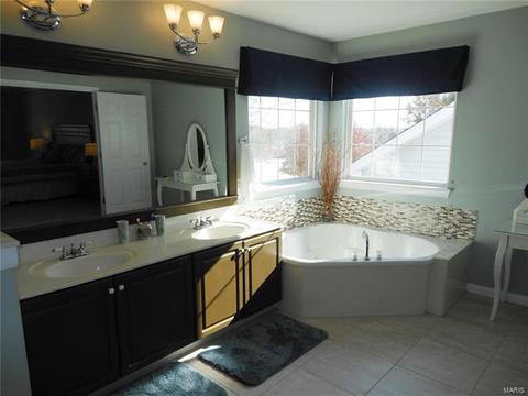 934 Midpoint Dr, O'fallon, MO 63366 photo 54
