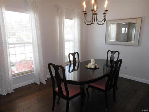 934 Midpoint Dr, O'fallon, MO 63366 photo 5